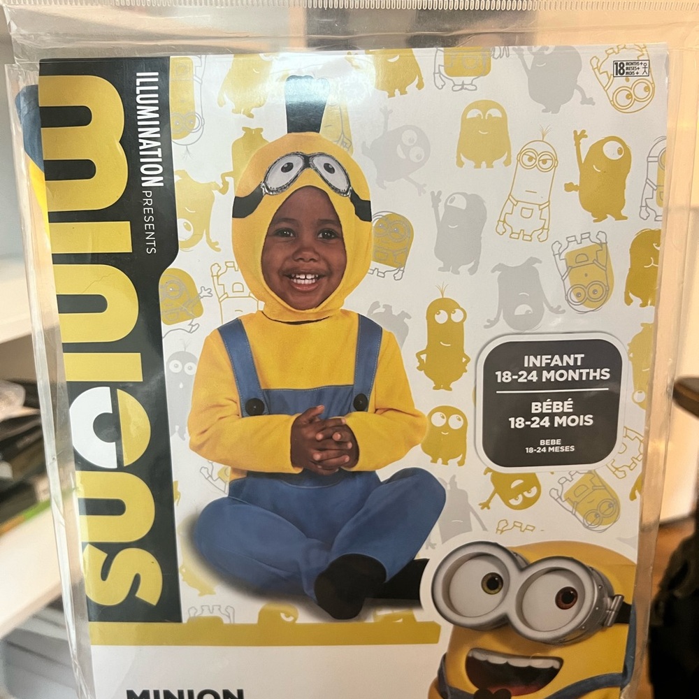 18-24 month minion costume - brand new, never removed from package